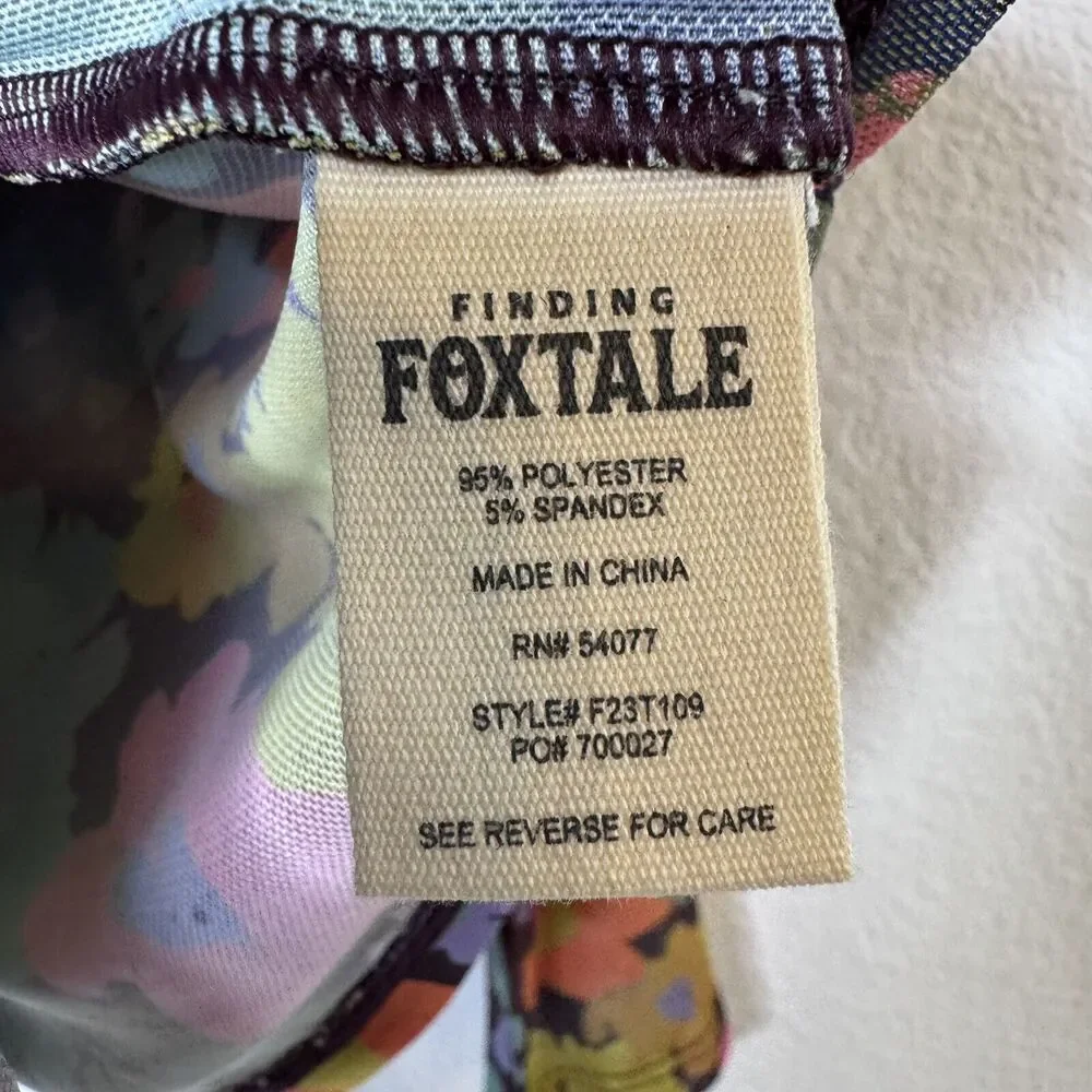 NEW Finding Foxtale Girls Flower Power Blouse Size 10 Colorful Soft 70s Hippie‎